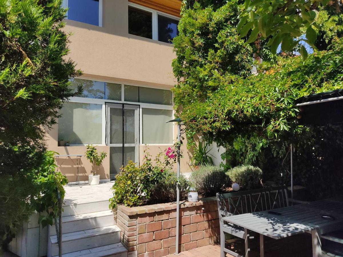 Flora House 3 Minutes From Lake Balaton Keszthely Εξωτερικό φωτογραφία
