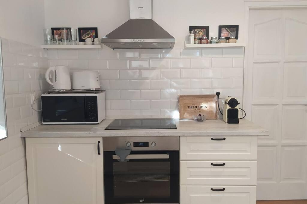 Flora House 3 Minutes From Lake Balaton Keszthely Εξωτερικό φωτογραφία